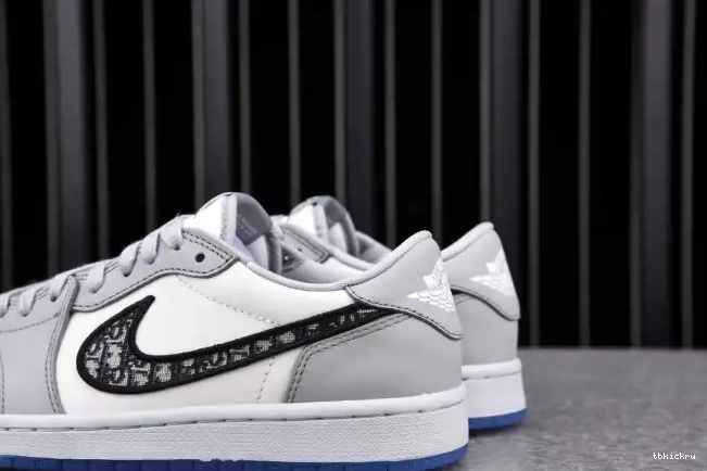 Reps TBkick CN8607-002 1 shoe X LOW (DR OG box) DR JORDAN 0603